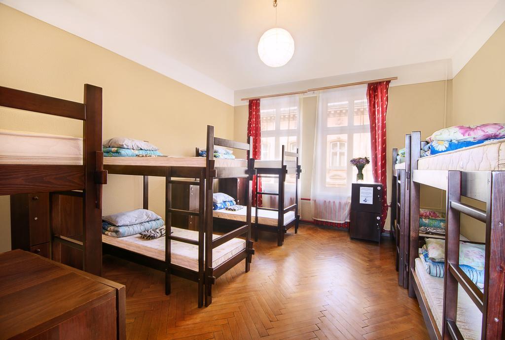 Hollywood Home Hostel Lviv Room photo